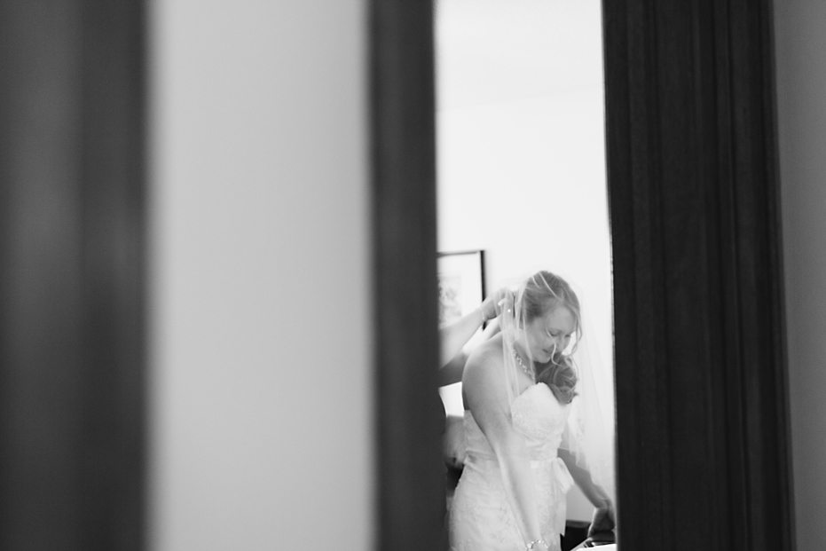 the beautiful bride gets ready in Tillsonburg, Ontario by a wedding photojournalist from Kitchener-Waterloo