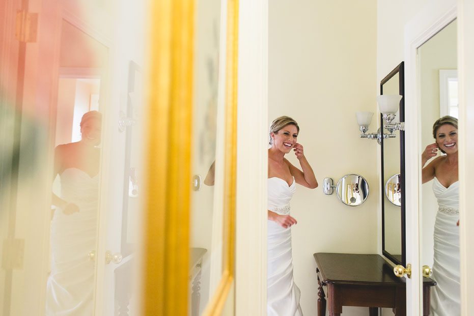 Cambridge wedding photographer captures a beautiful bride getting ready at one of the suites in Langdon Hall